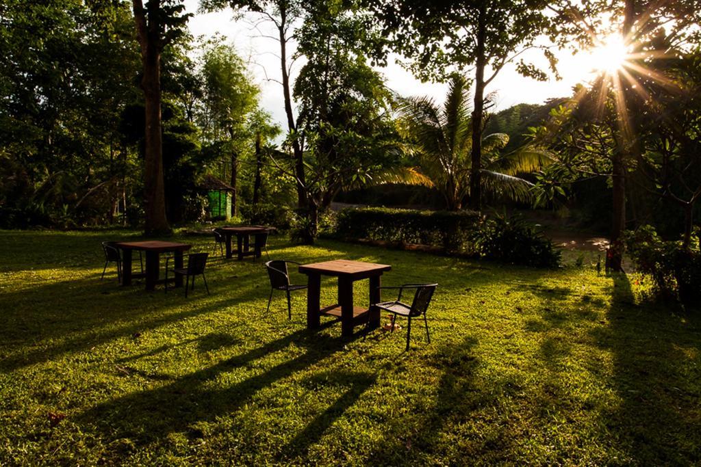 Riverhouse Resort Мае Сарианг Экстерьер фото