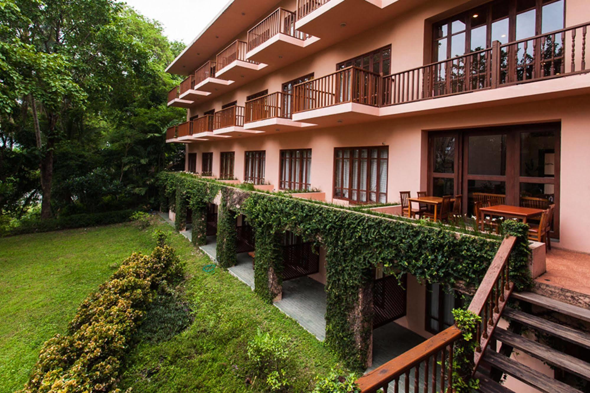 Riverhouse Resort Мае Сарианг Экстерьер фото