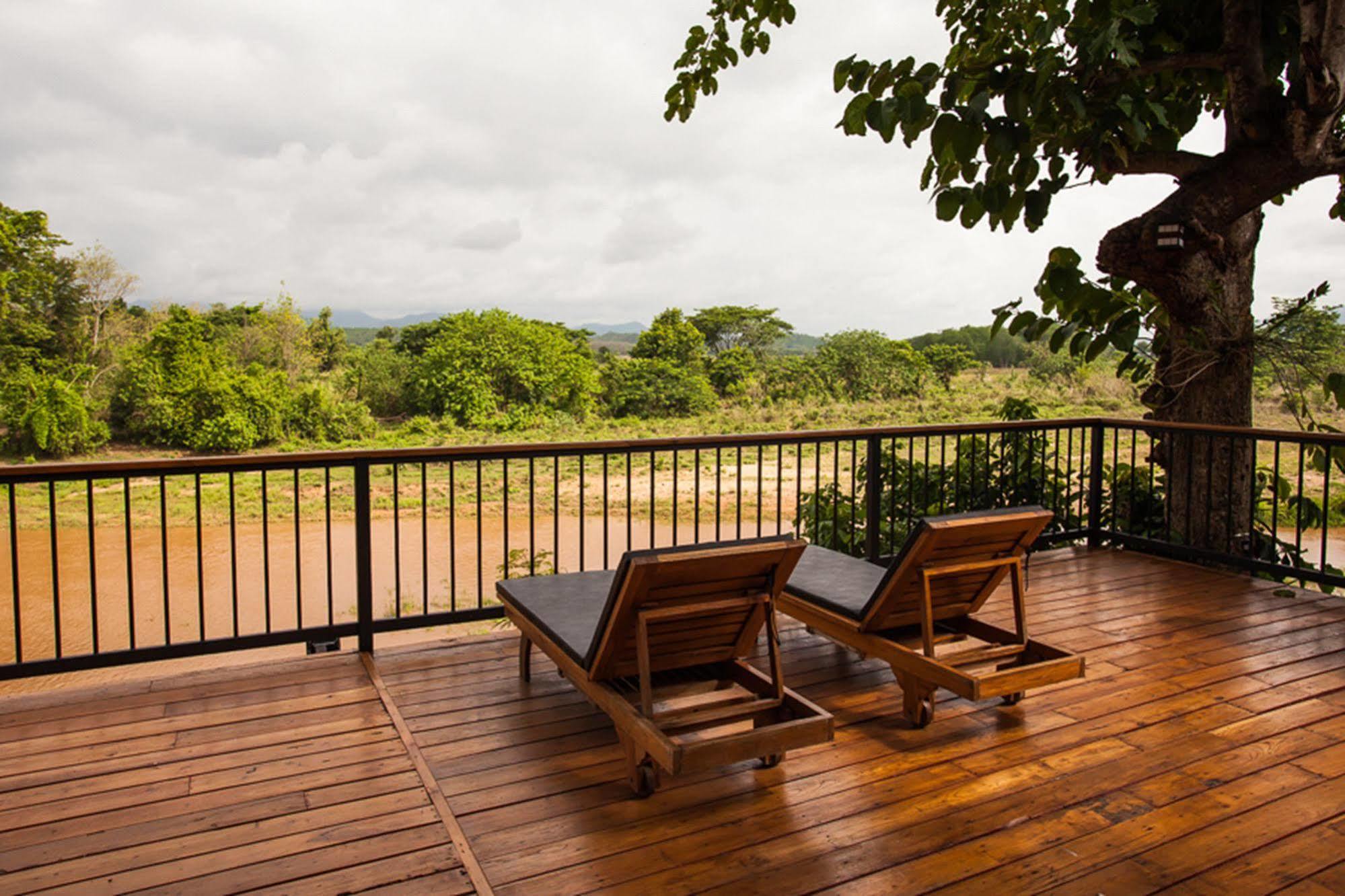 Riverhouse Resort Мае Сарианг Экстерьер фото