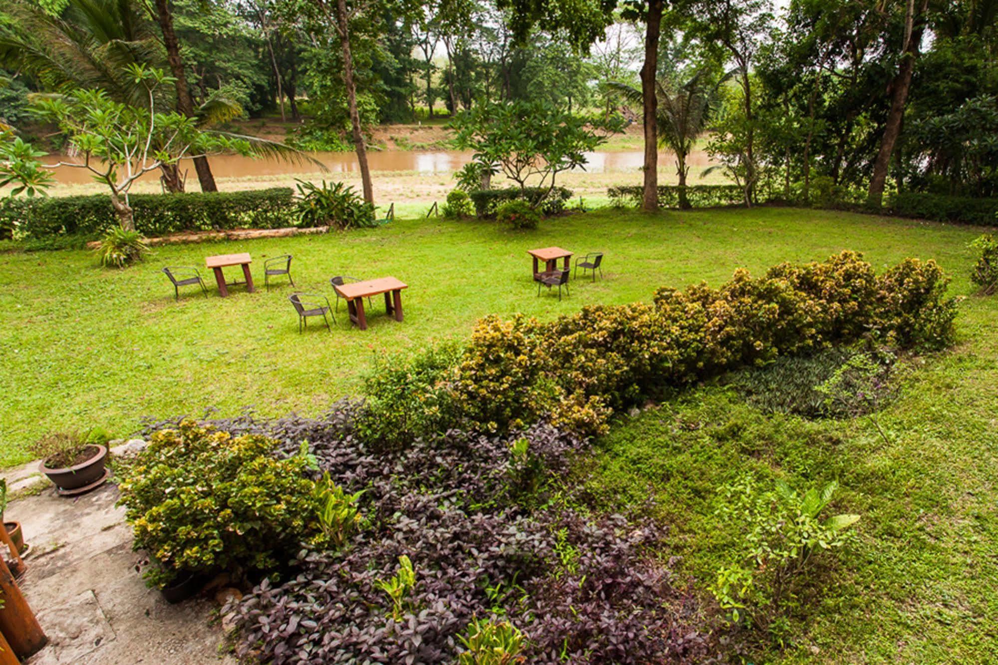 Riverhouse Resort Мае Сарианг Экстерьер фото